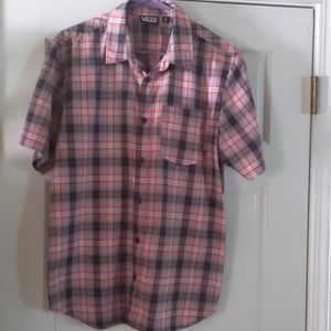 Men's short sleeve button front shirt